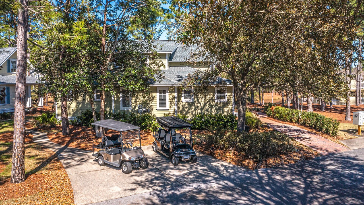 Photo of Others in Laurel Grove