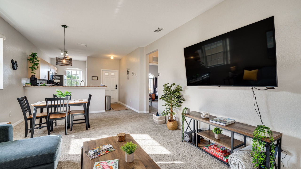 Photo of Livingroom in Haines City