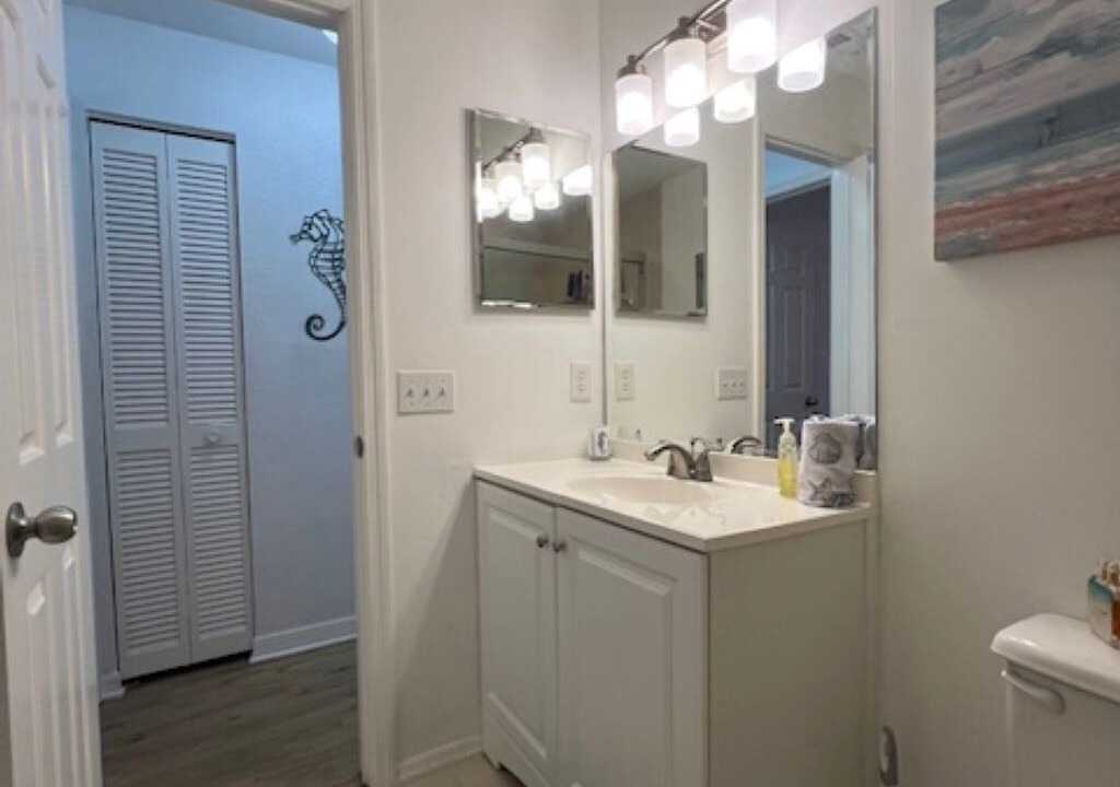 Photo of Bathroom in Pelican Bay