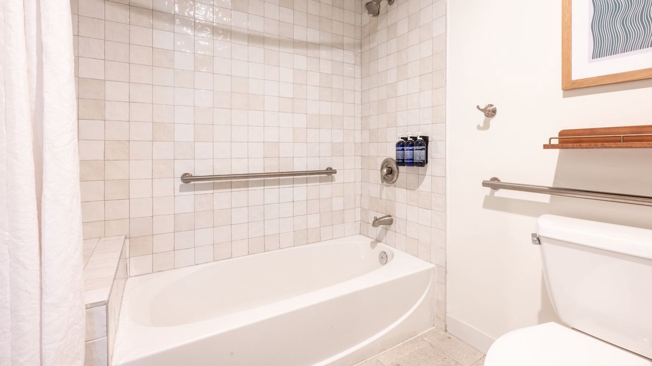 Photo of Bathroom in Islamorada