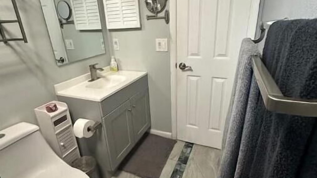 Photo of Bathroom in Sebring