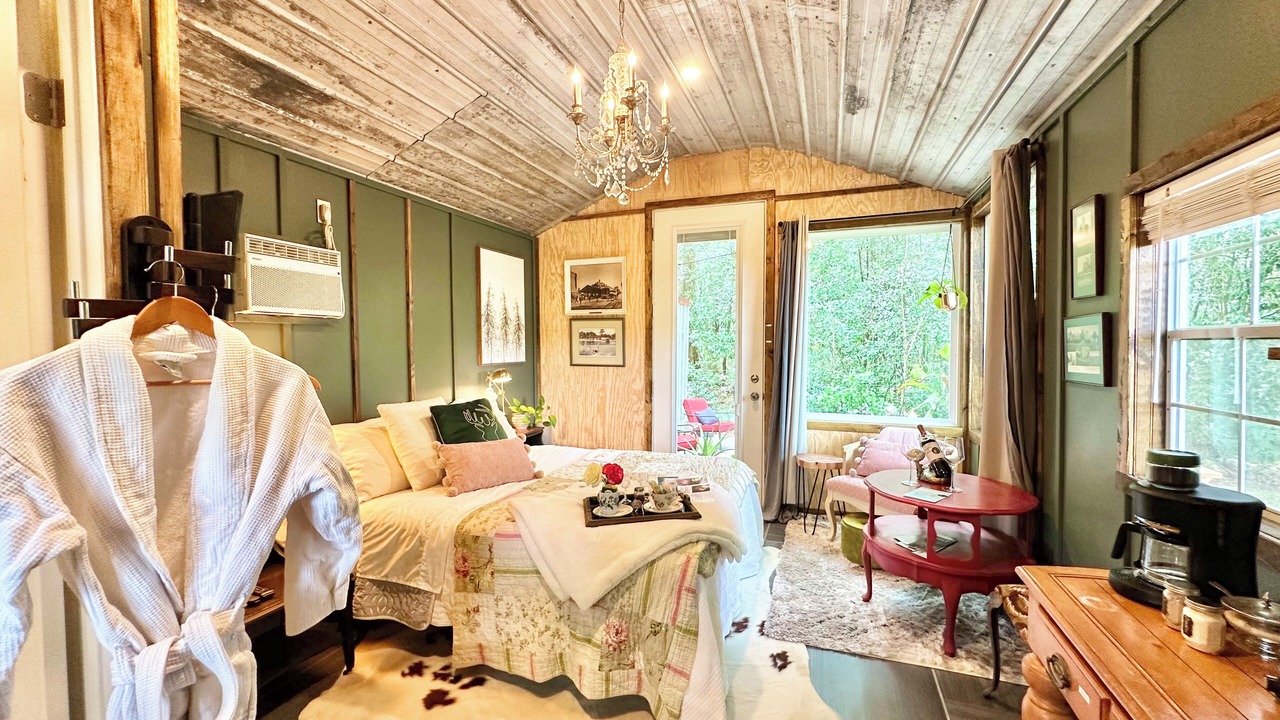 Photo of Bedroom in Reddick