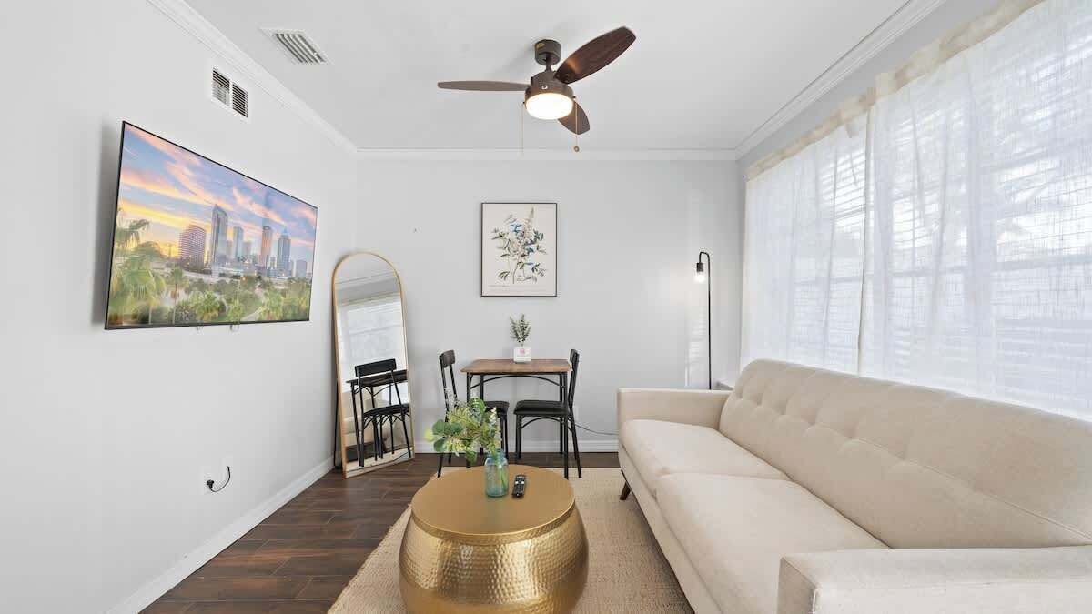 Photo of Bedroom in Riverside Heights