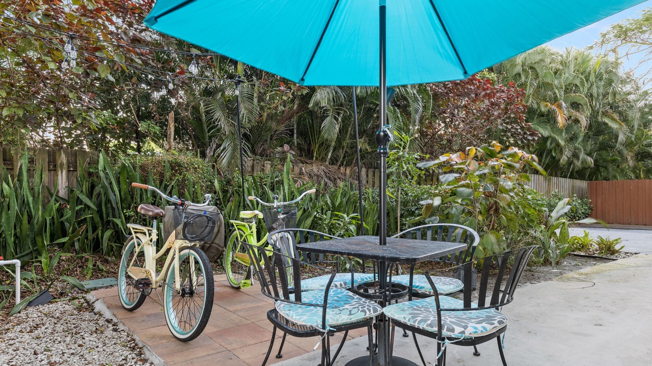 Photo of Outdoor in Pineapple Grove Arts District