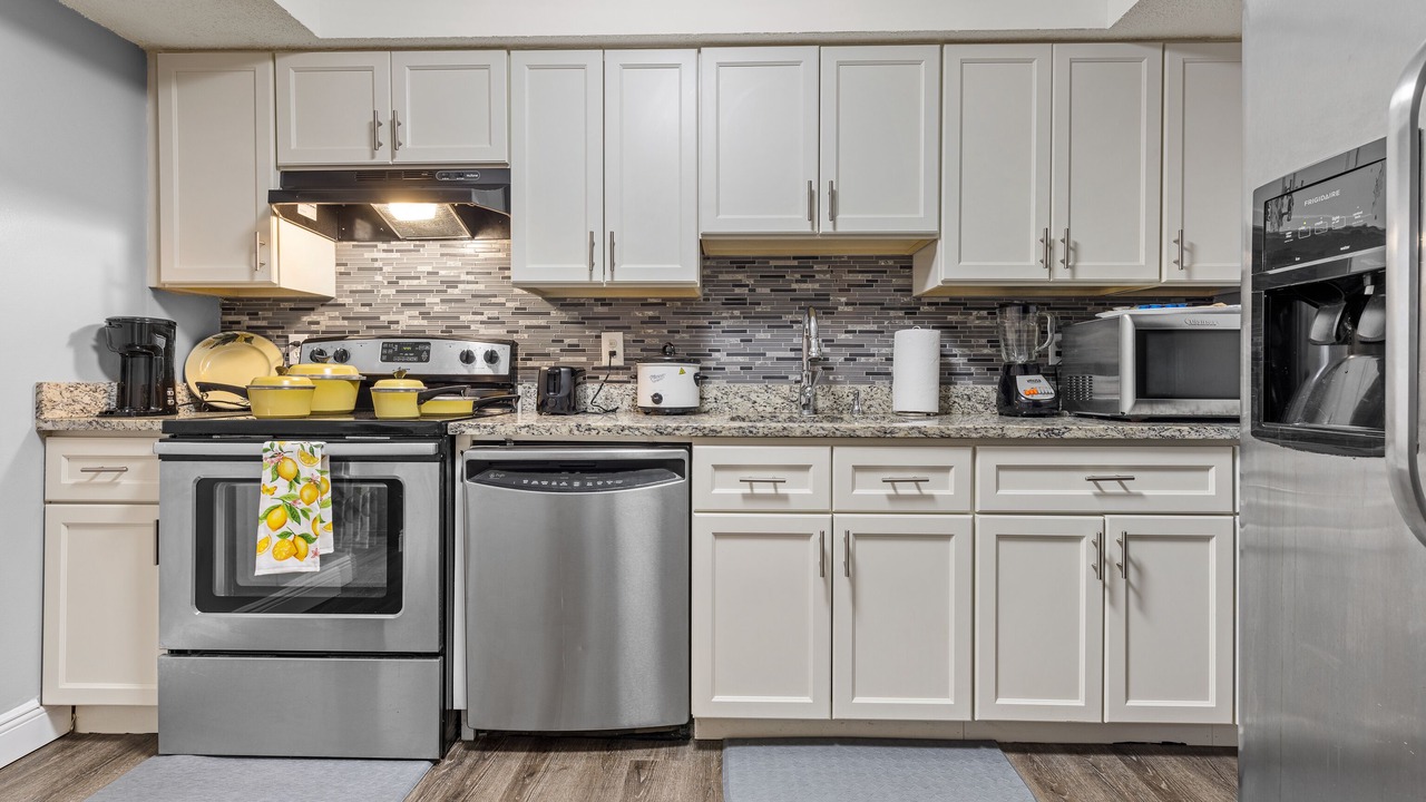 Photo of Kitchen in Pineapple Grove Arts District