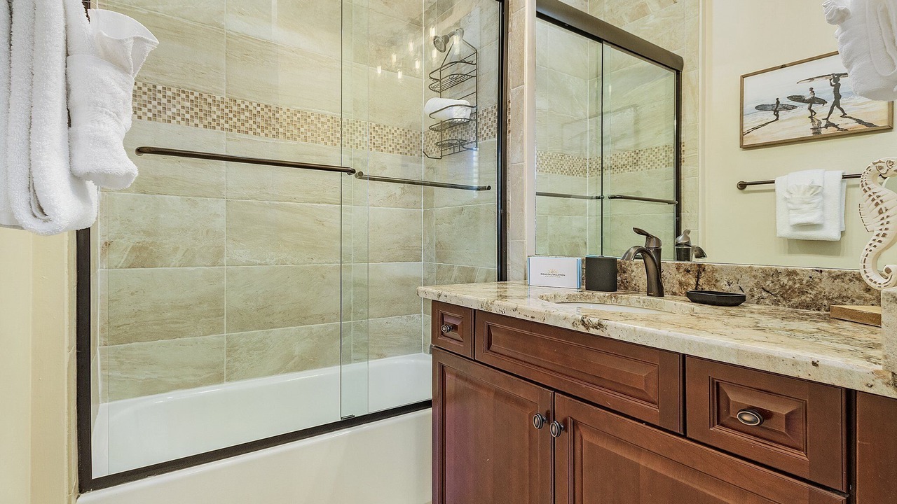 Photo of Bathroom in Mid Island