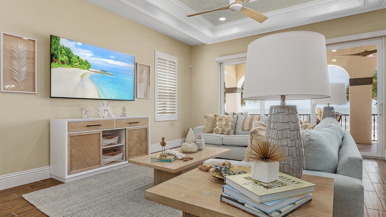 Photo of Livingroom in Mid Island