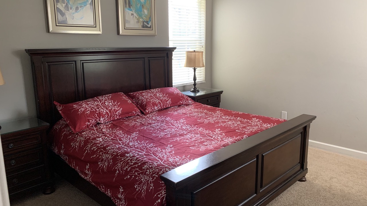 Photo of Bedroom in Lindfields