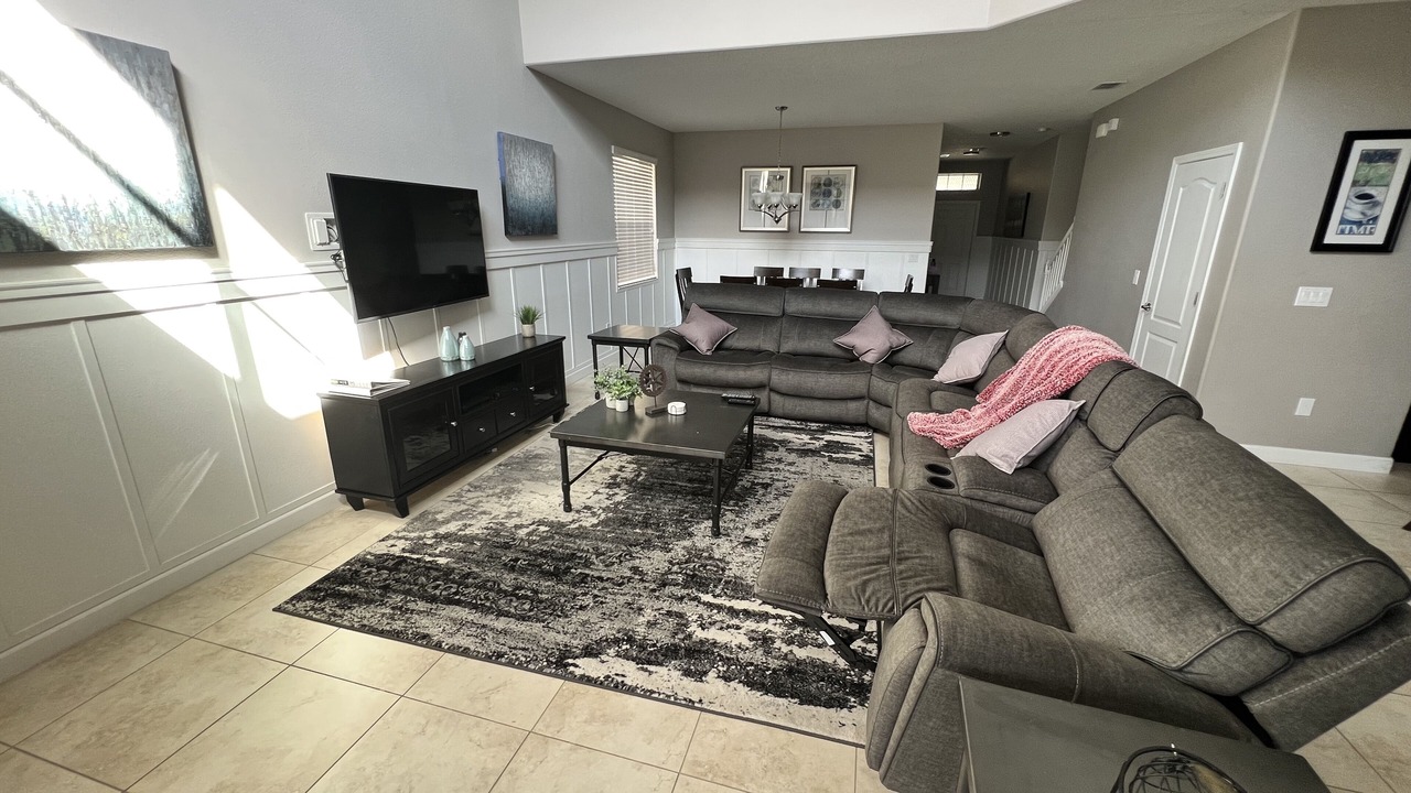 Photo of Livingroom in Lindfields