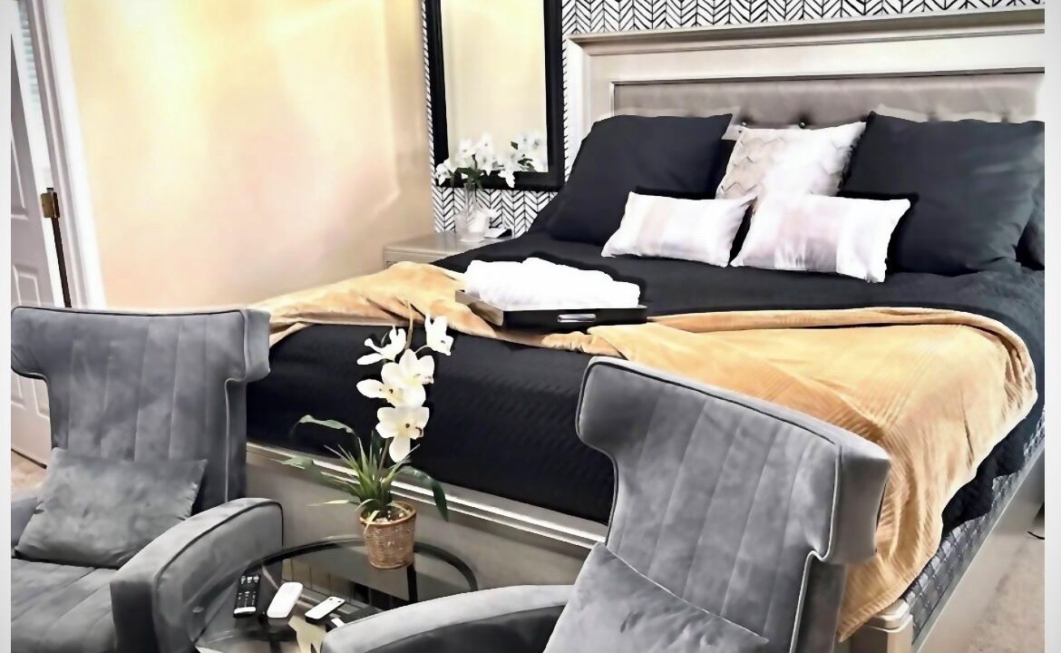 Photo of Bedroom in Westside
