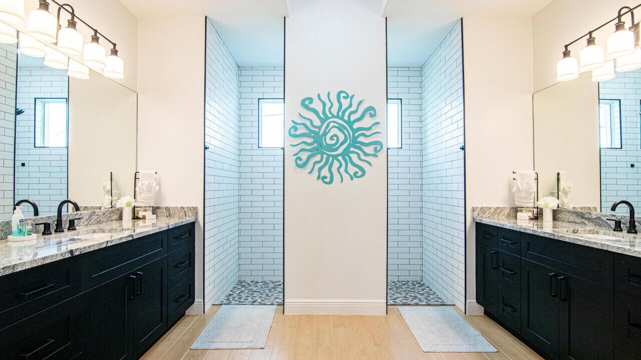 Photo of Bathroom in Pelican