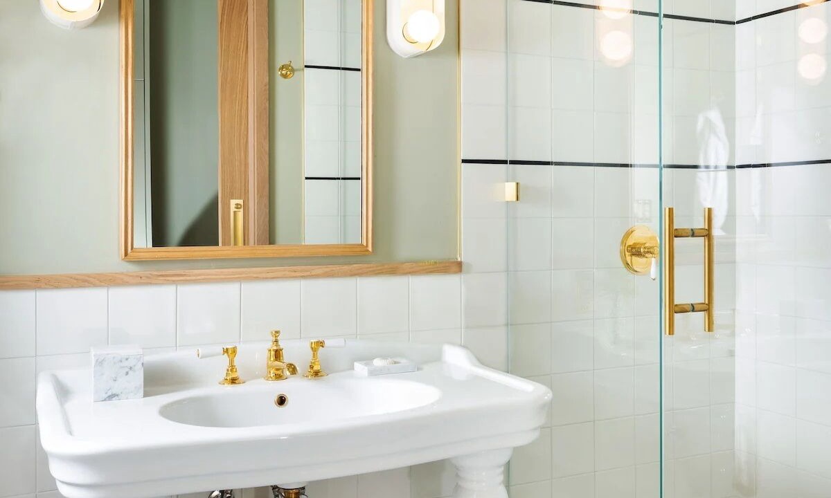 Photo of Bathroom in Hyde Park