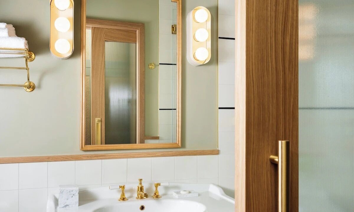 Photo of Bathroom in Hyde Park