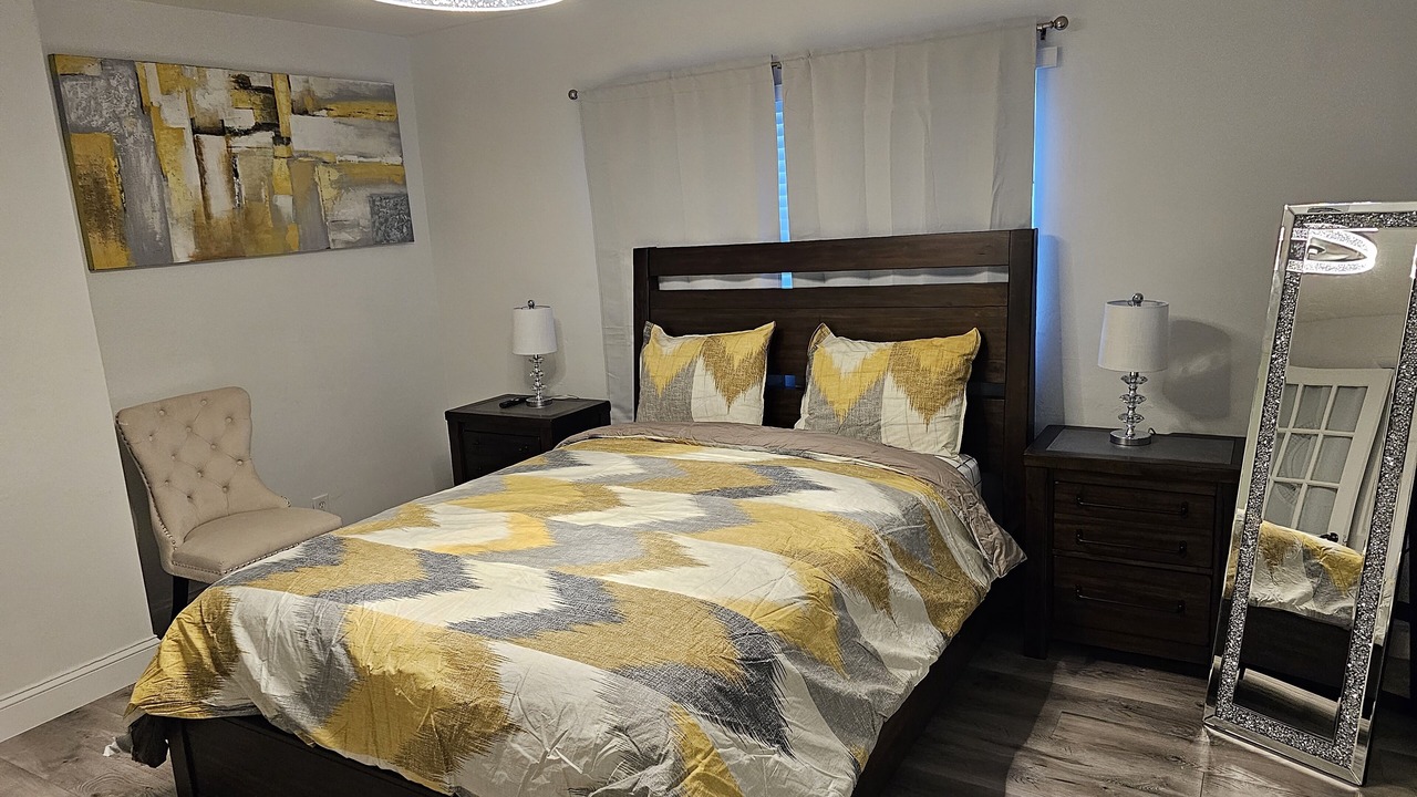Photo of Bedroom in Lauderdale Lakes