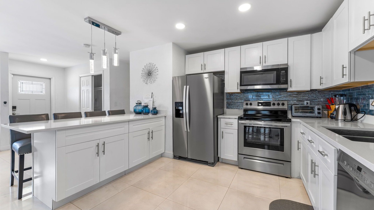 Photo of Kitchen in Lauderdale Lakes