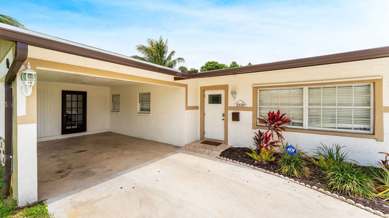 Photo of Outdoor in Lauderdale Lakes