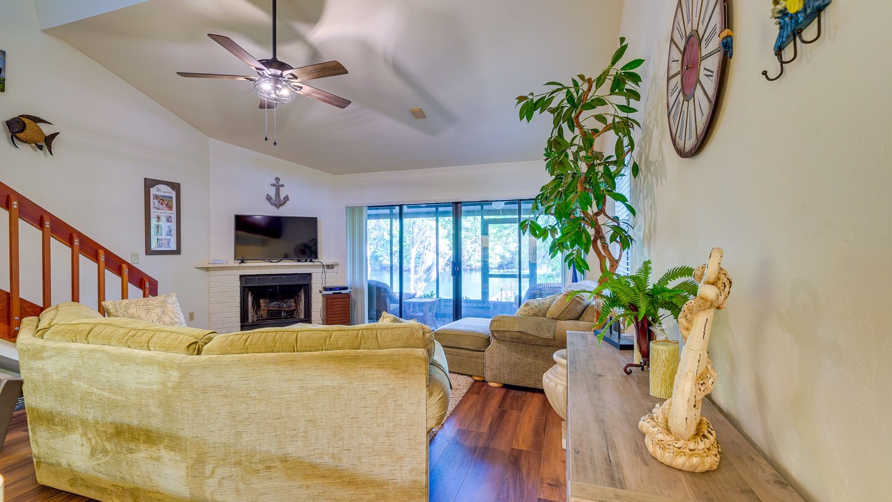 Photo of Livingroom in Citrus Springs