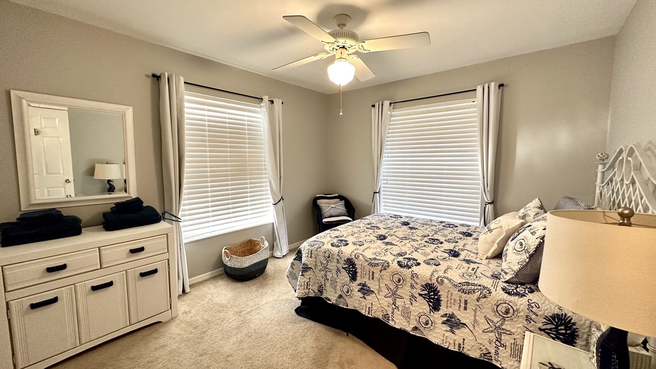 Photo of Bedroom in Taylor Creek