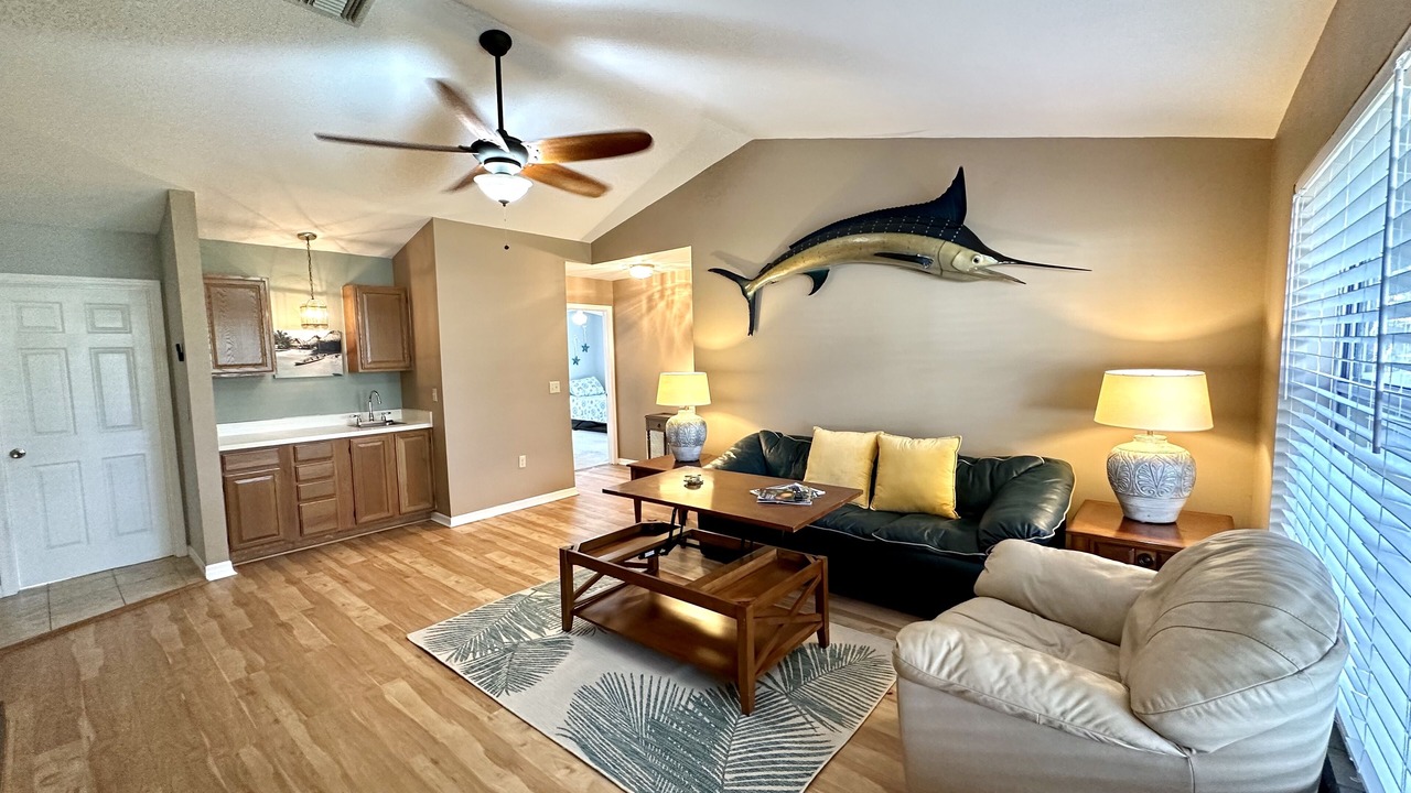 Photo of Livingroom in Taylor Creek