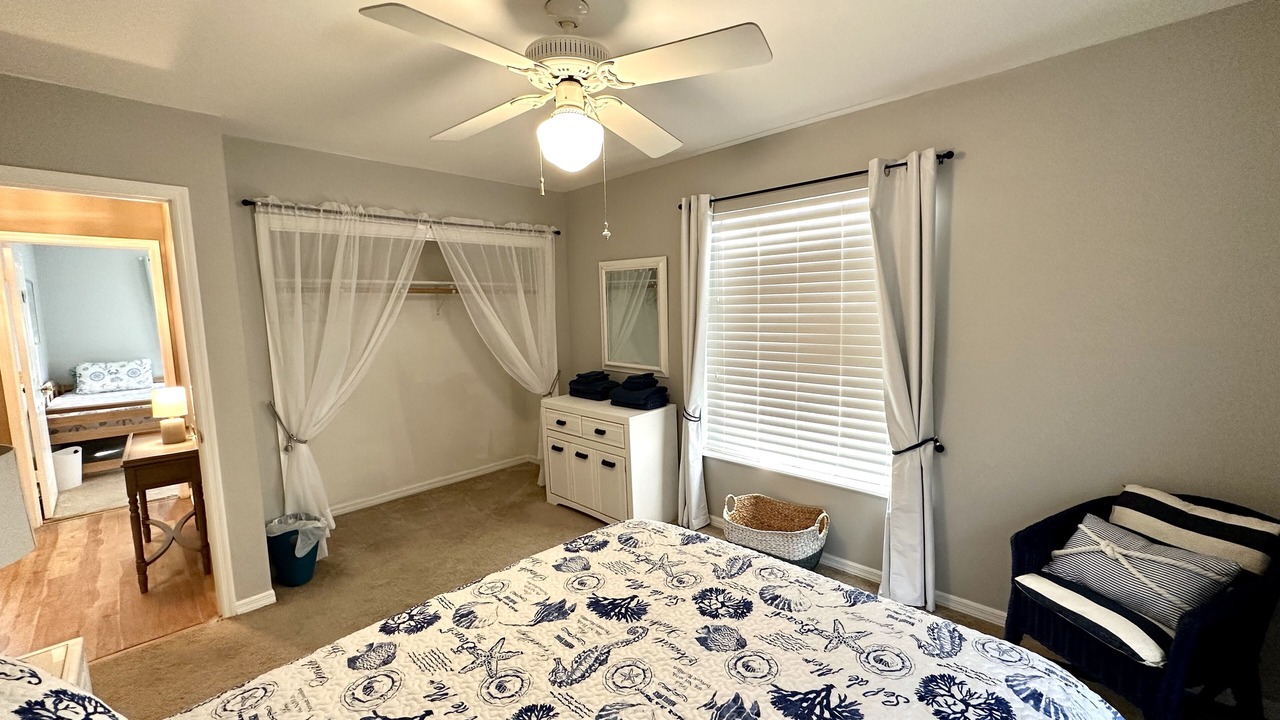 Photo of Bedroom in Taylor Creek