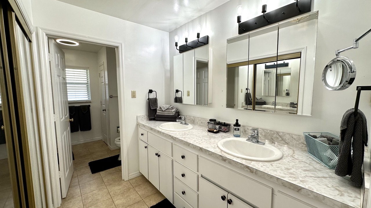 Photo of Bathroom in Taylor Creek