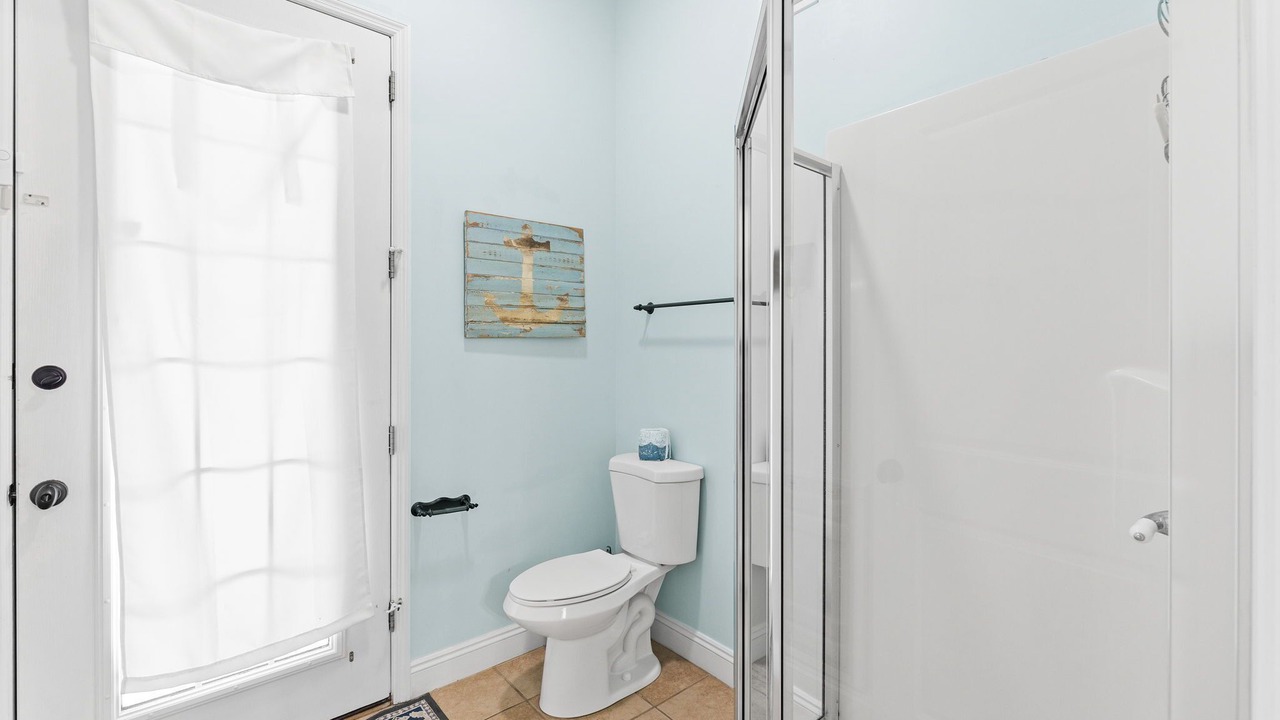 Photo of Bathroom in Seagrass