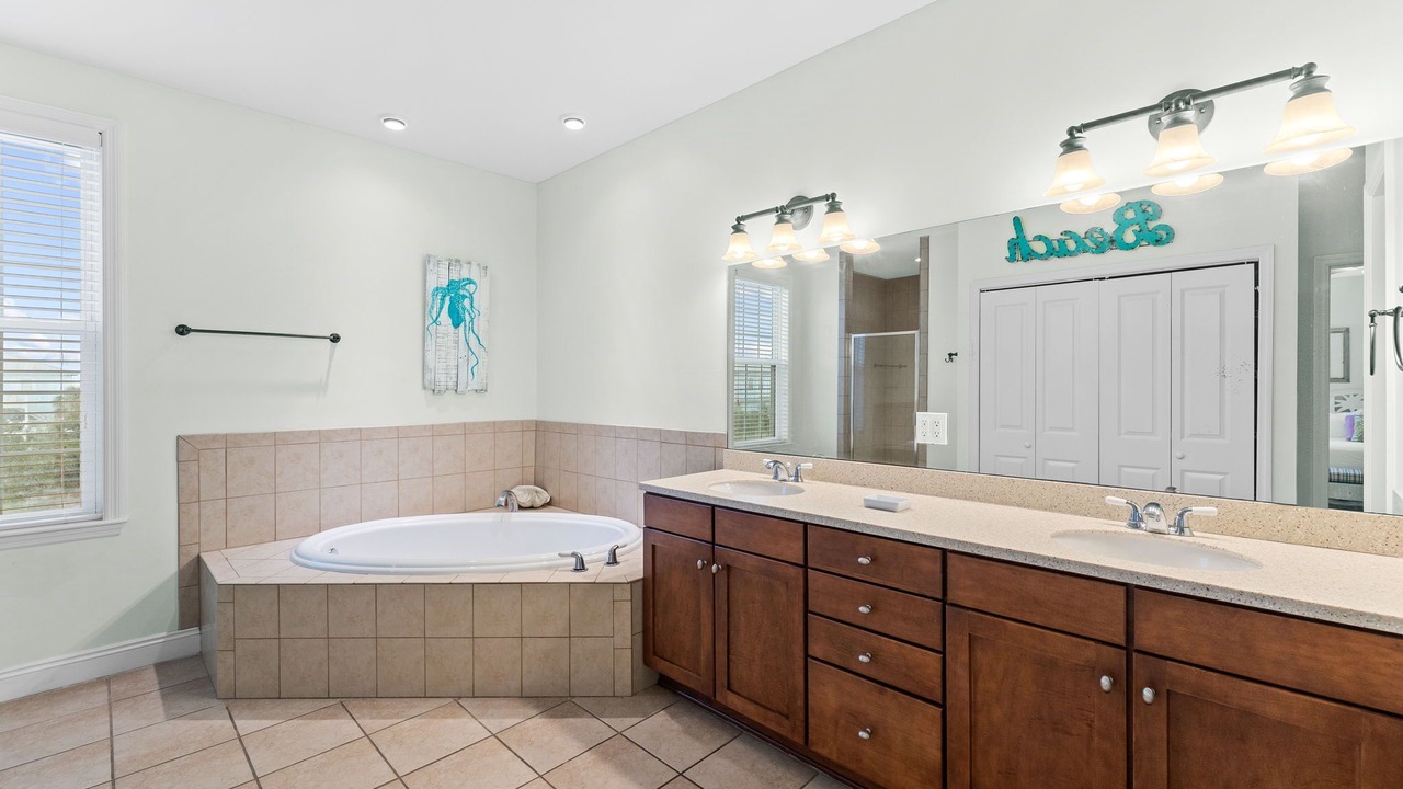 Photo of Bathroom in Seagrass