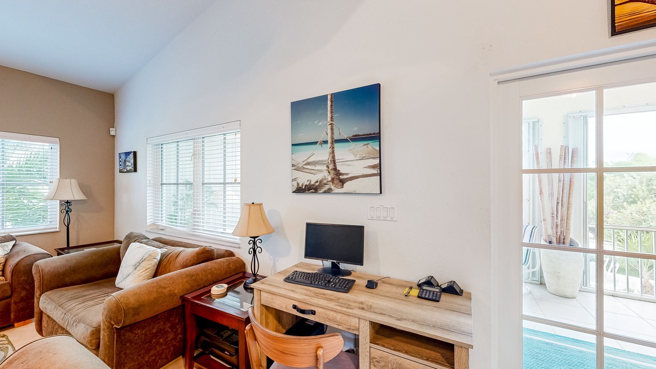 Photo of Livingroom in Indian Waterways
