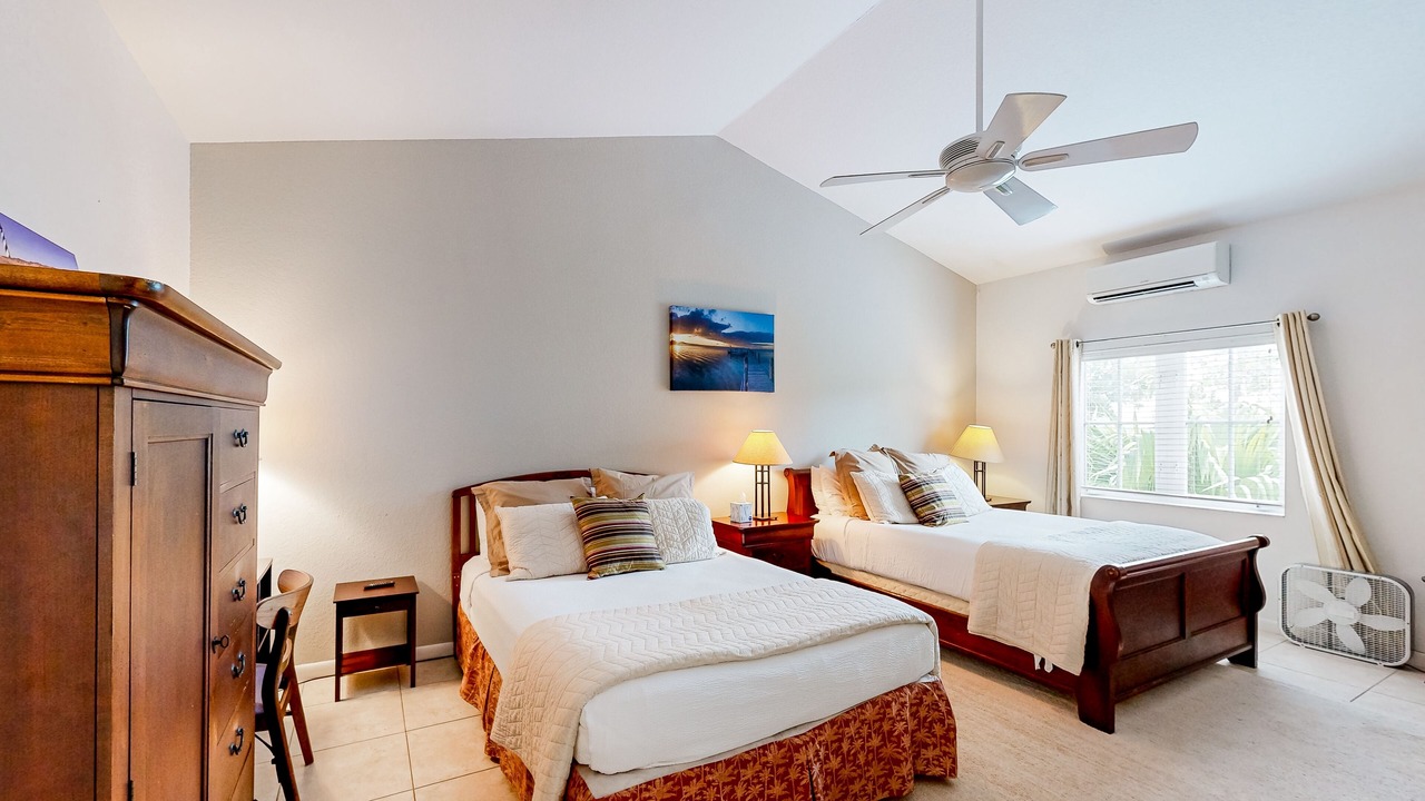 Photo of Bedroom in Indian Waterways