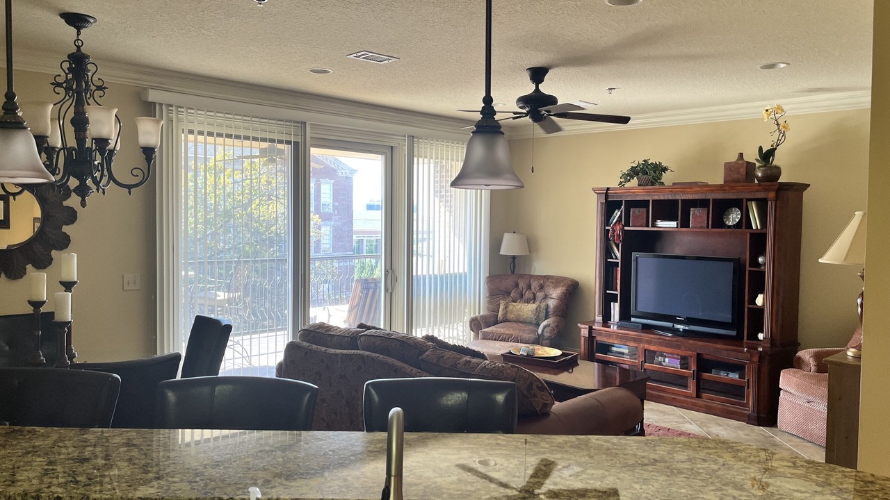 Photo of Livingroom in Auburn