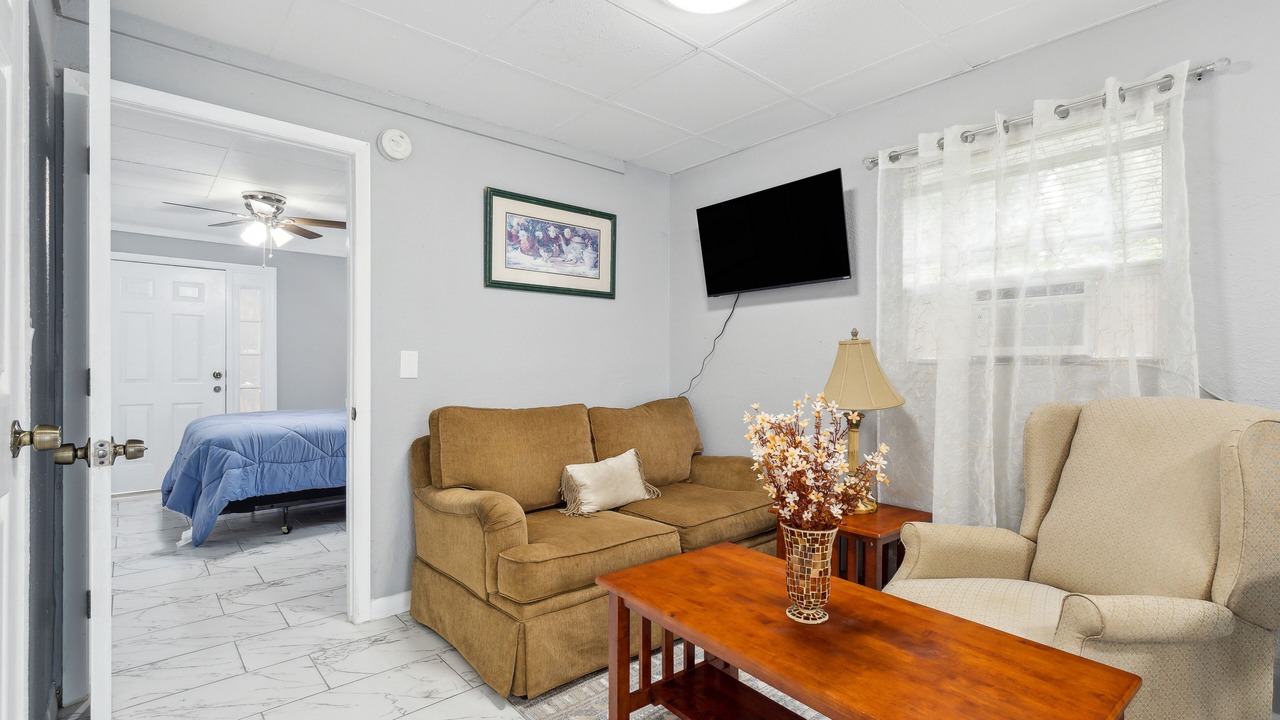 Photo of Bedroom in Taft