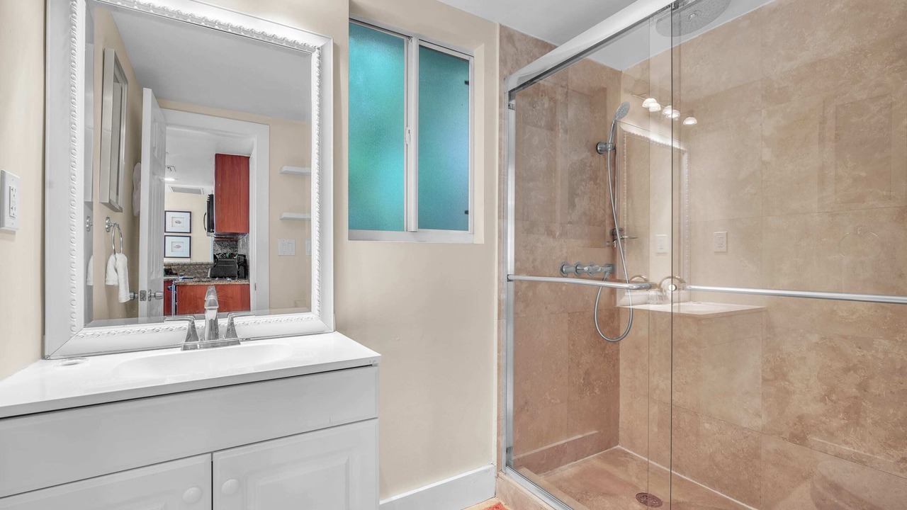 Photo of Bathroom in Southwest Coconut Grove