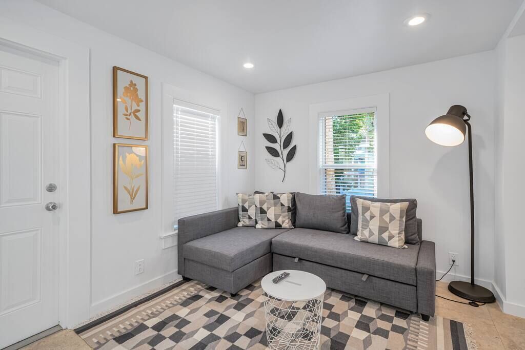 Photo of Livingroom in Southwest Coconut Grove