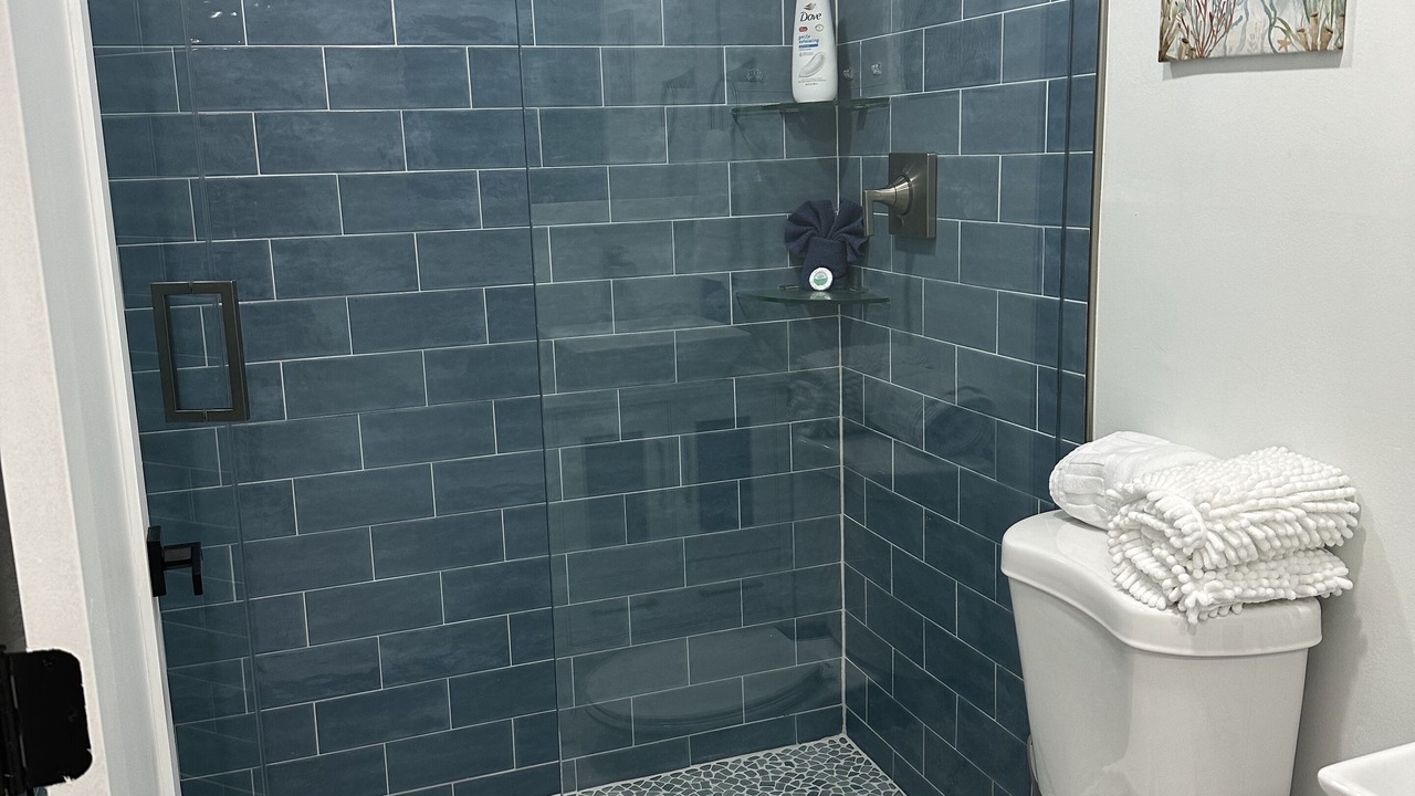 Photo of Bathroom in Rock Harbor