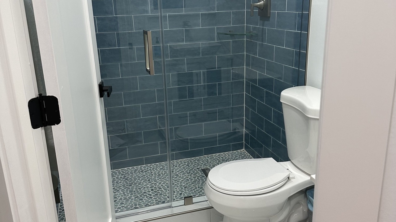 Photo of Bathroom in Rock Harbor
