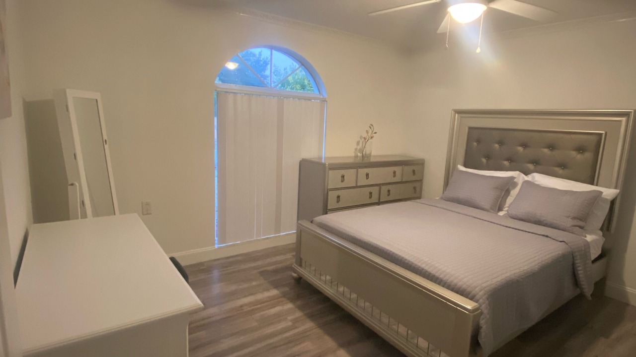 Photo of Bedroom in Lutz