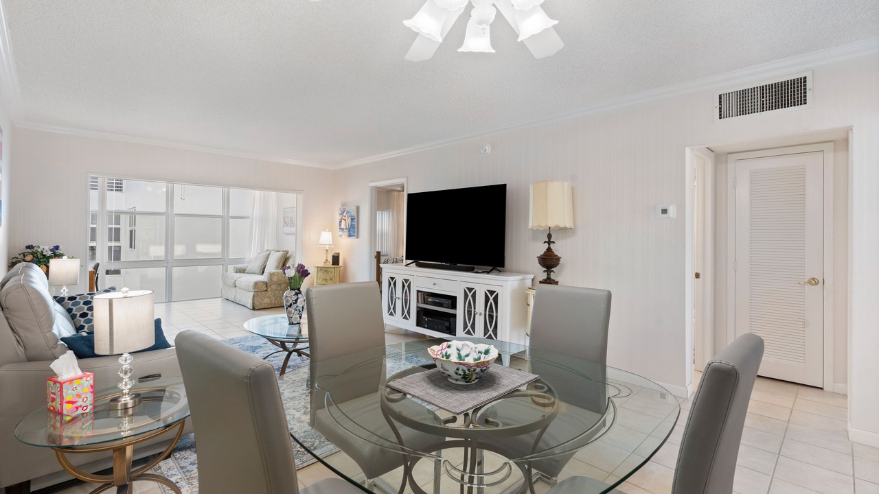 Photo of Livingroom in Bel Air
