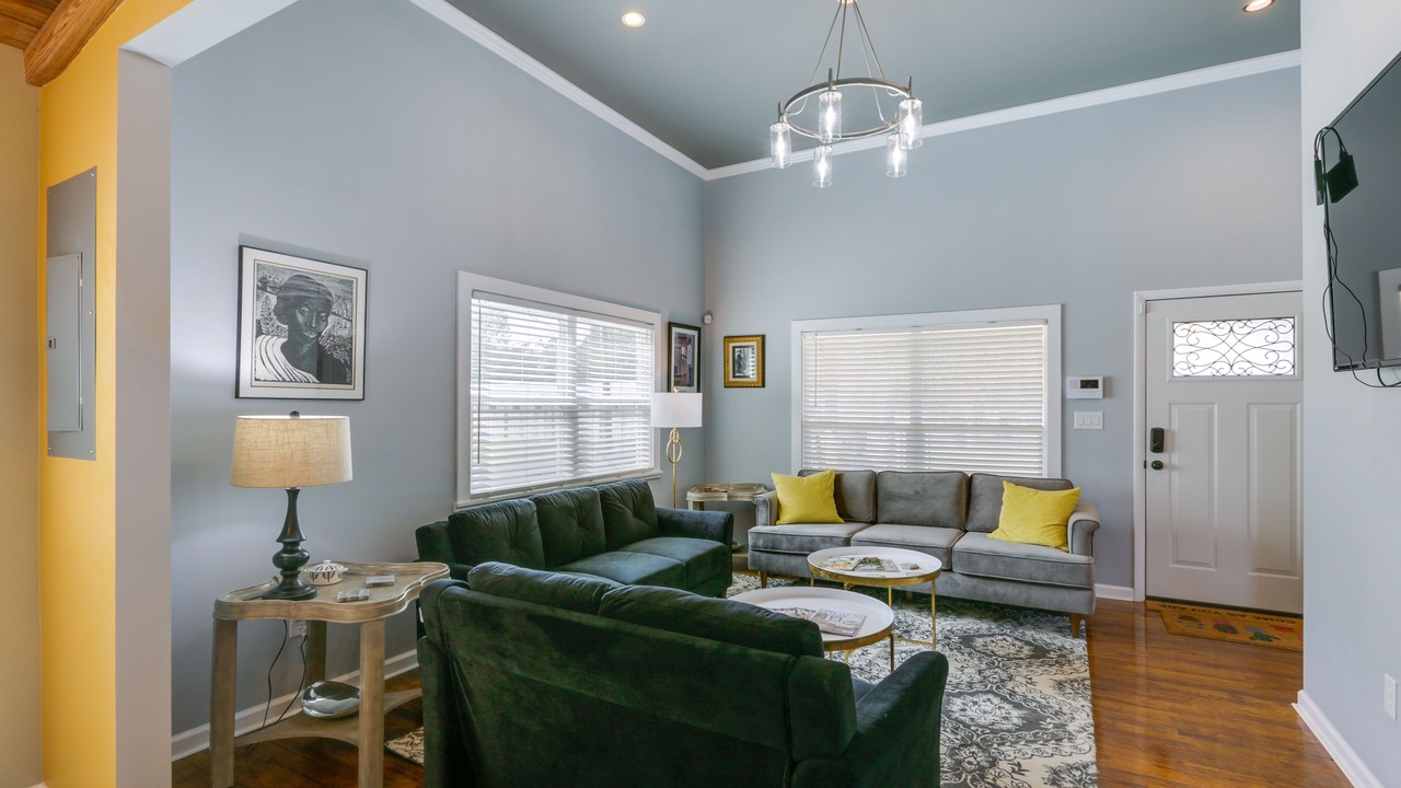 Photo of Livingroom in Quincy