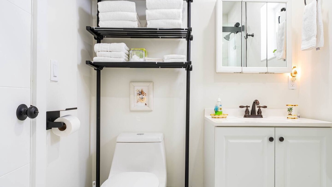 Photo of Bathroom in Monroe County
