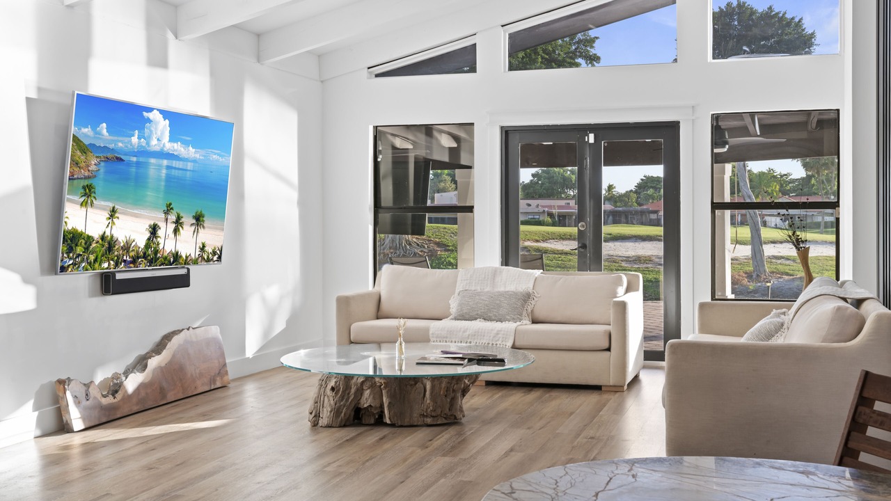 Photo of Bedroom in Miramar