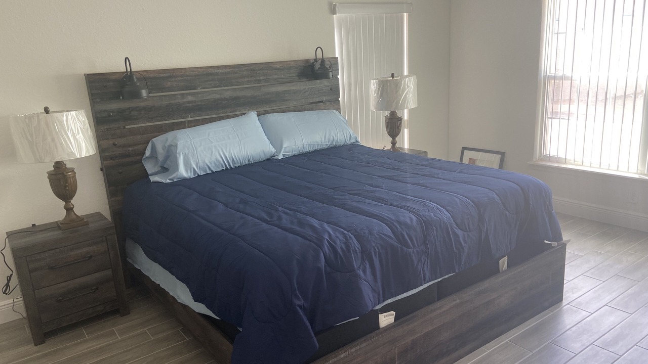 Photo of Bedroom in Tavares
