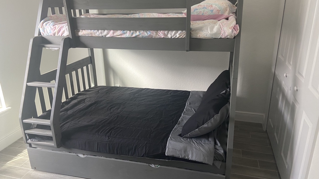 Photo of Bedroom in Tavares