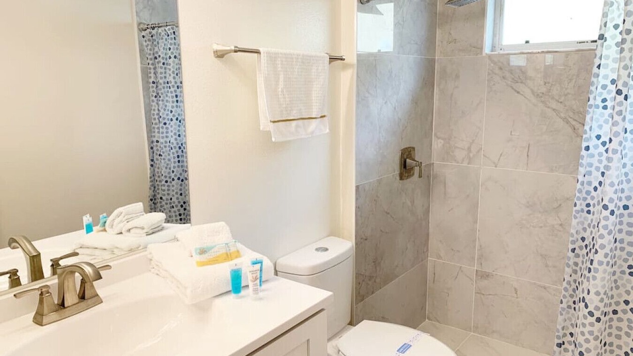 Photo of Bathroom in Lindfields