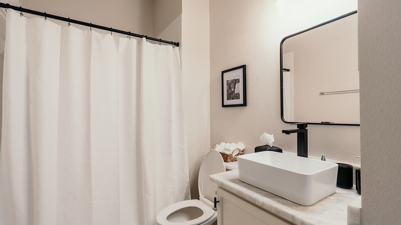 Photo of Bathroom in Dixieland