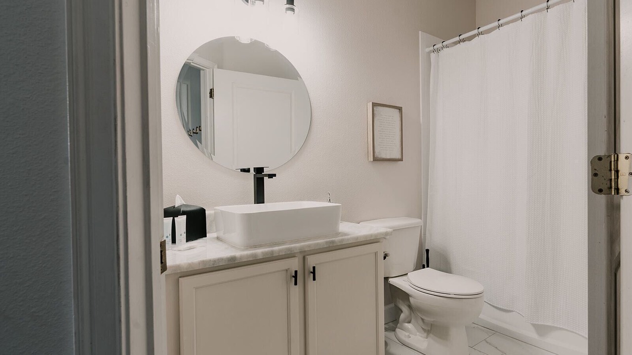 Photo of Bathroom in Dixieland