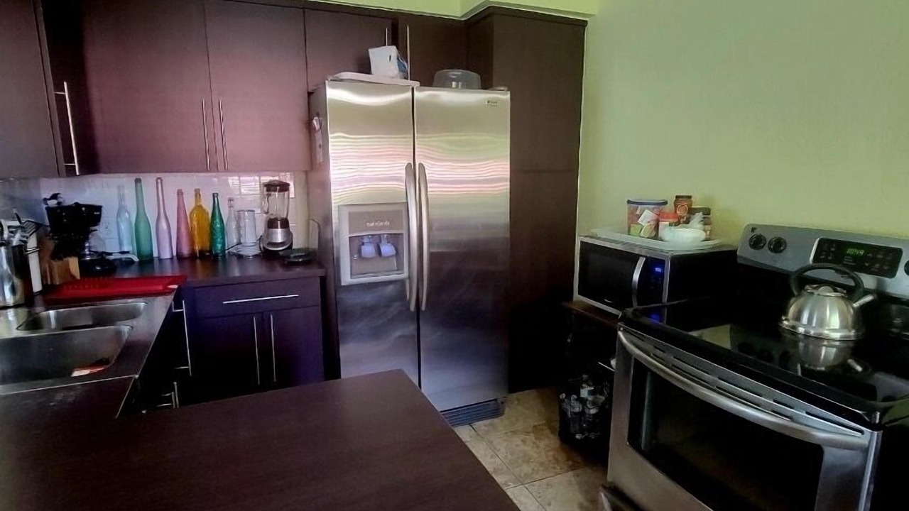 Photo of Kitchen in Golden Glades