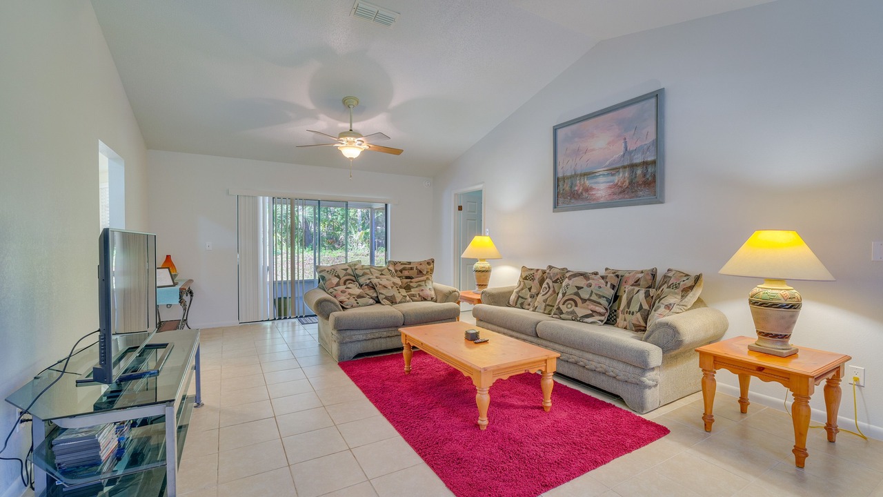 Photo of Livingroom in Dunnellon