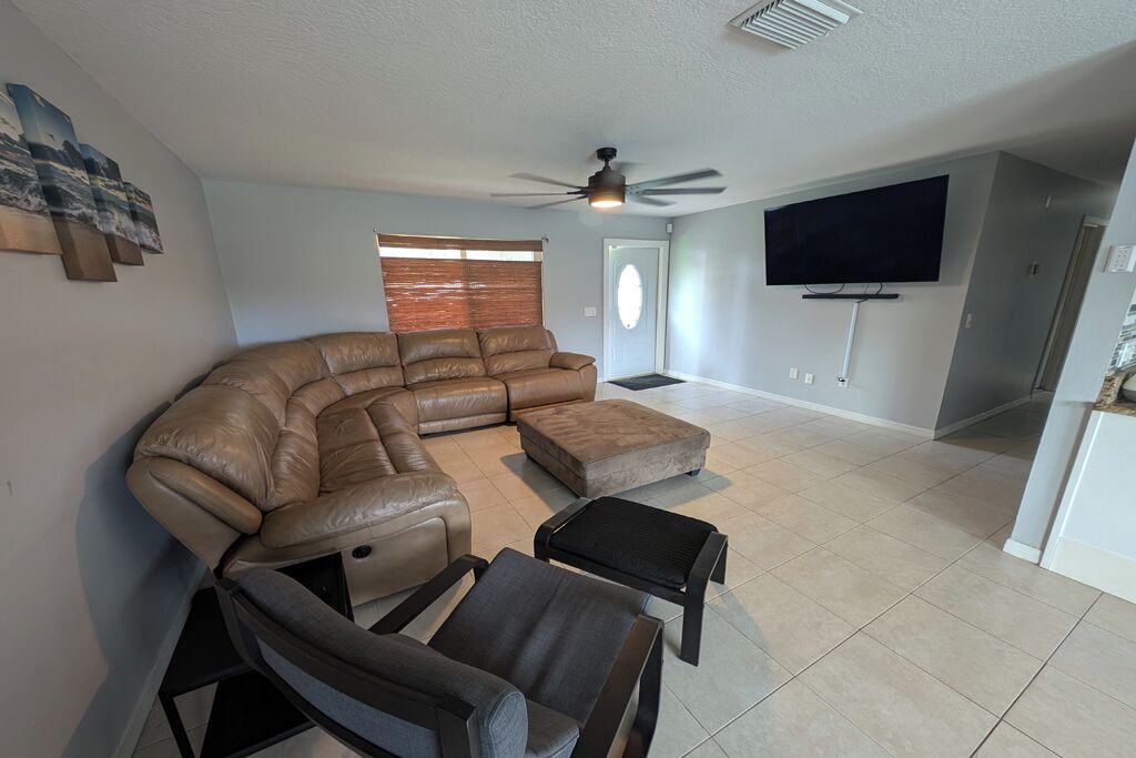 Photo of Livingroom in Interchange Square