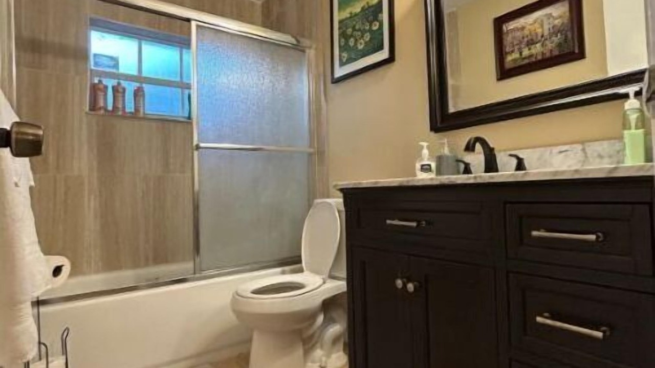 Photo of Bathroom in North Lauderdale