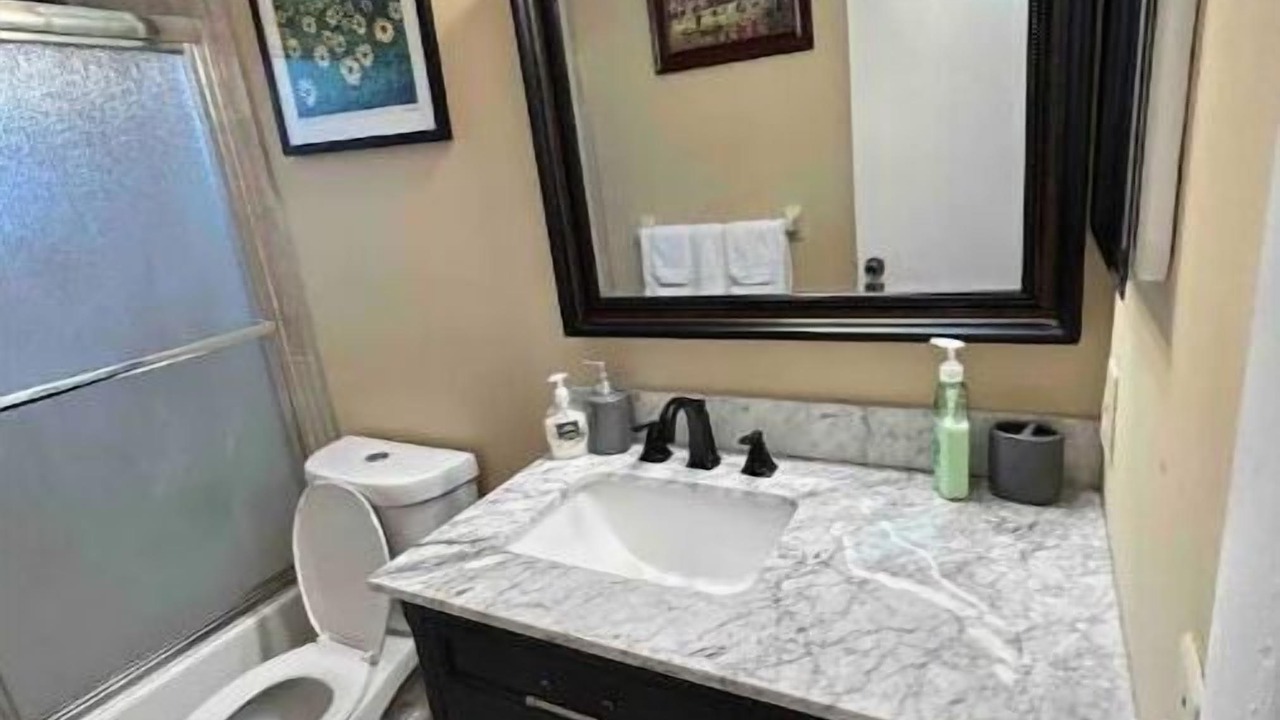 Photo of Bathroom in North Lauderdale